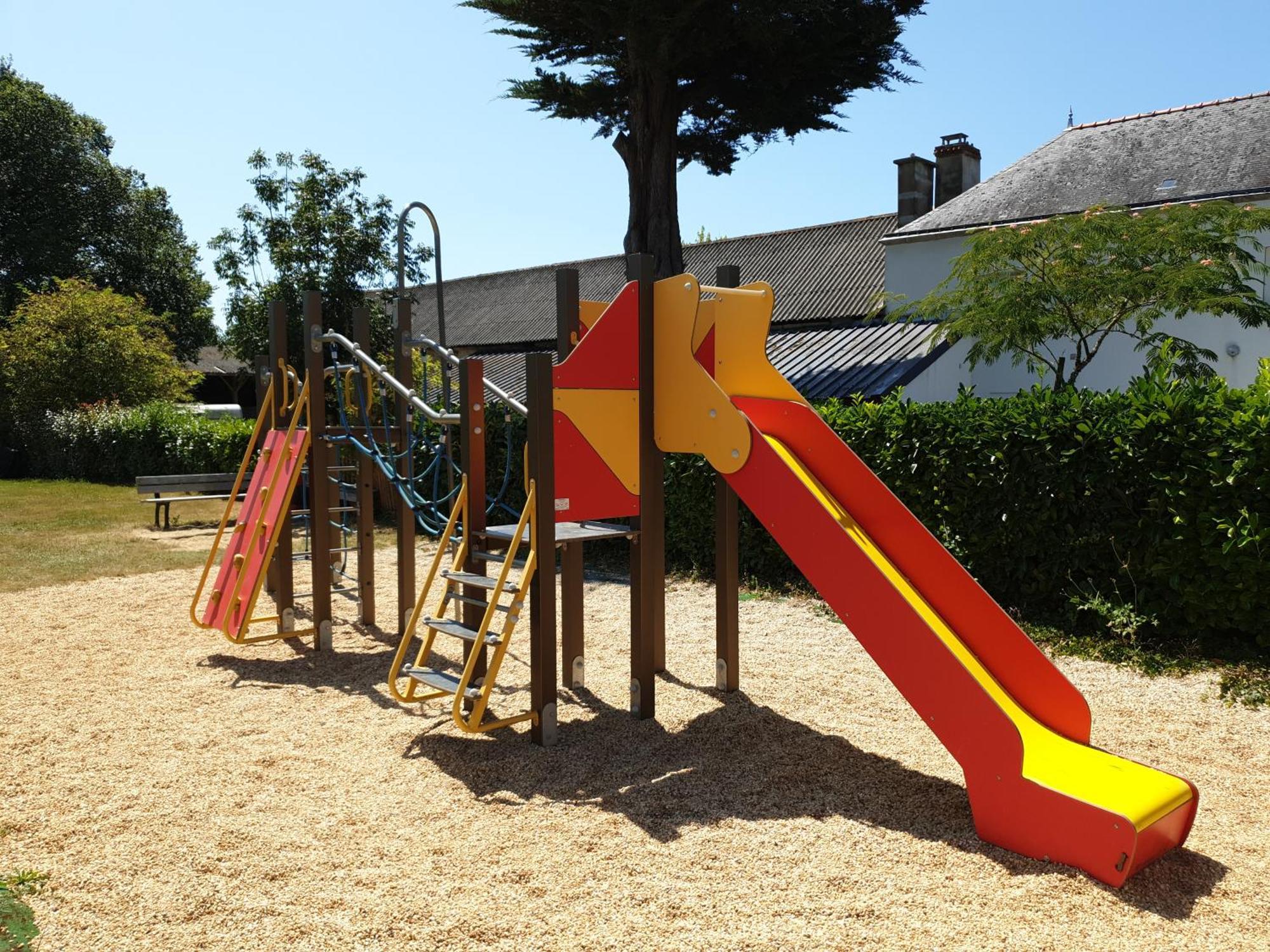 Ambon Camping De Brouel מראה חיצוני תמונה